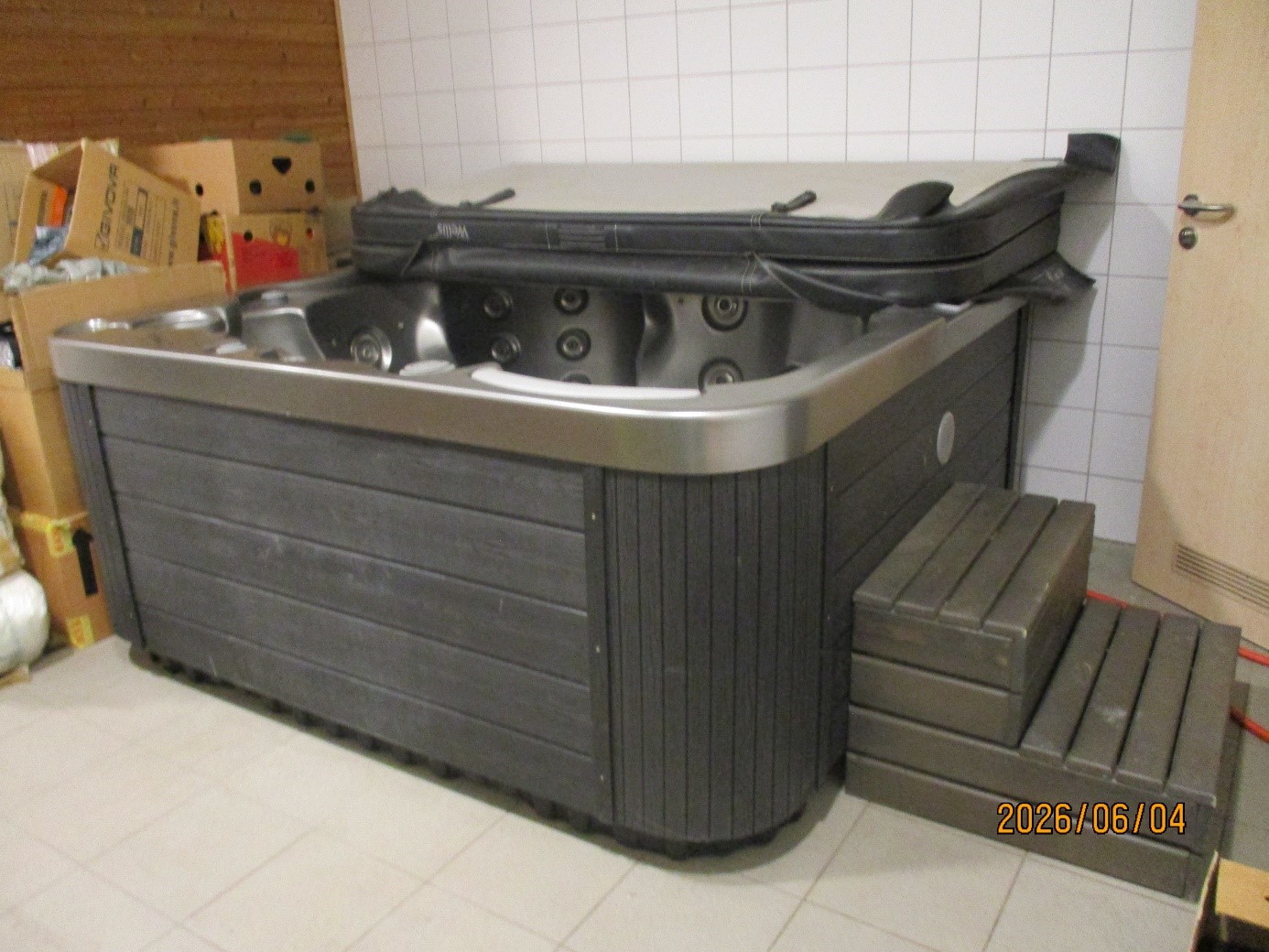 jacuzzi